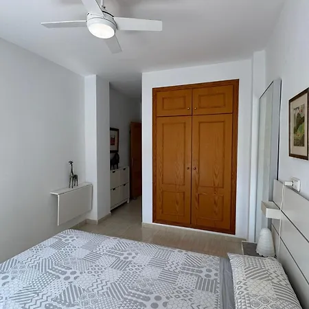 Bajo El Faro De Puerto Rey - Playa Apartment