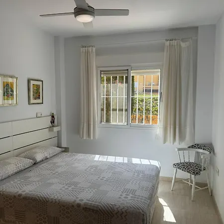 Bajo El Faro De Puerto Rey - Playa Apartment