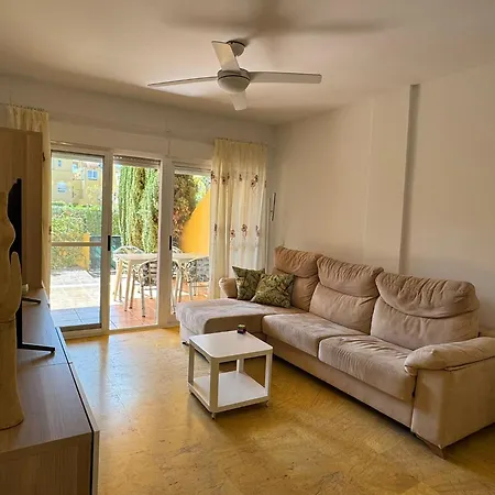 Bajo El Faro De Puerto Rey - Playa Apartamento *